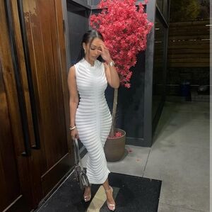 Micas White Knit Midi Dress Size L